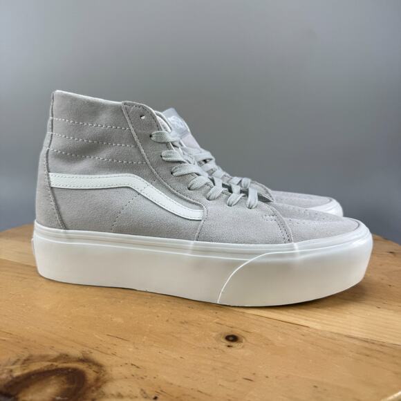 Vans Sk8-Hi Tapered Stackform Womens Size 9.5 Shoes Gray Soft Suede Sneakers NEW - Picture 1 of 9